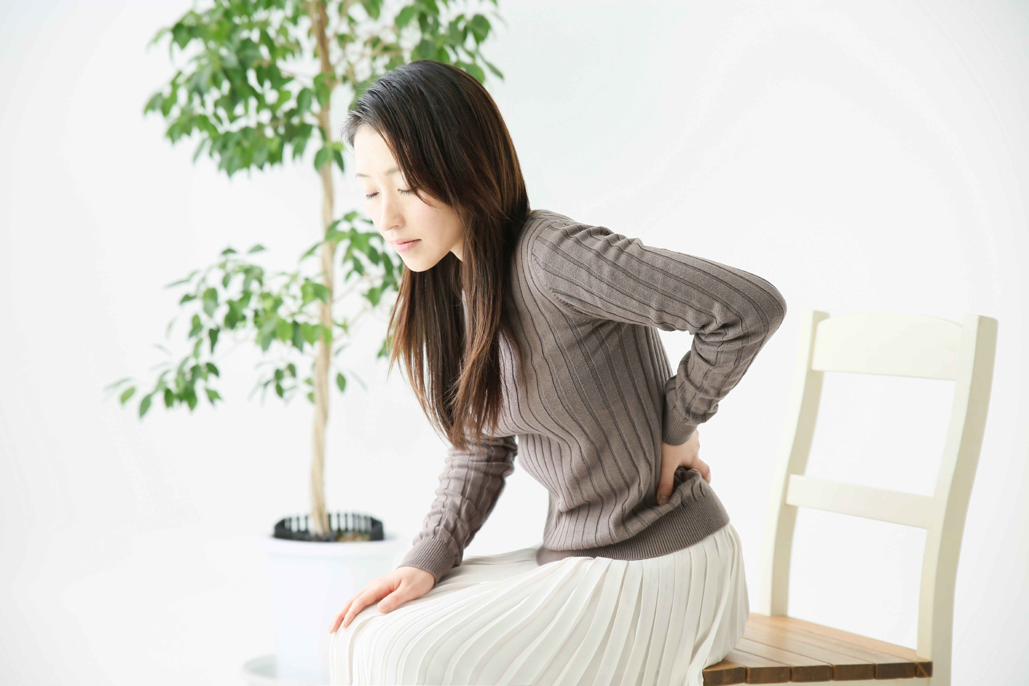 提醒女性:痛经除了疾病所致,多半还与4个习惯有关,需尽早改掉__财经头条