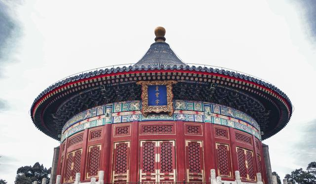 你以为天坛只是一个建筑?实际上它比故宫大4倍,游客:真的吗?休闲区蓝鸢梦想 - Www.slyday.coM 你以为天坛只是一个建筑?实际上它比故宫大4倍,游客:真的吗?休闲区蓝鸢梦想 - Www.slyday.coM