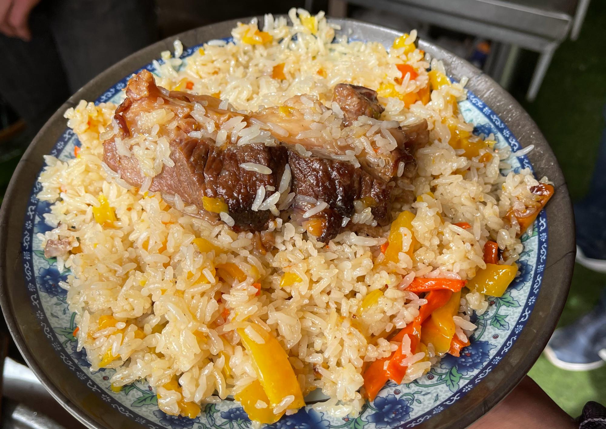 舌尖上的新疆美食挑战味蕾极限