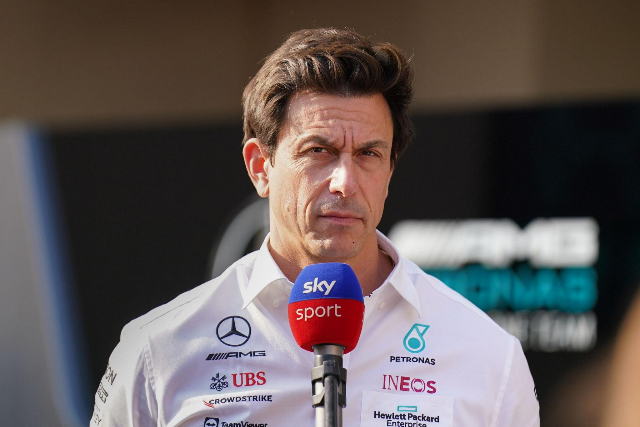 奔驰ceo:不保证汉密尔顿继续留在赛车场|沃尔夫|汉密尔顿|赛车场_新浪