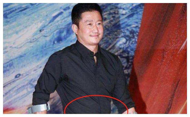 吴京发福后肌肉消失不见,体重正向于谦看齐,还是那个战狼吗?