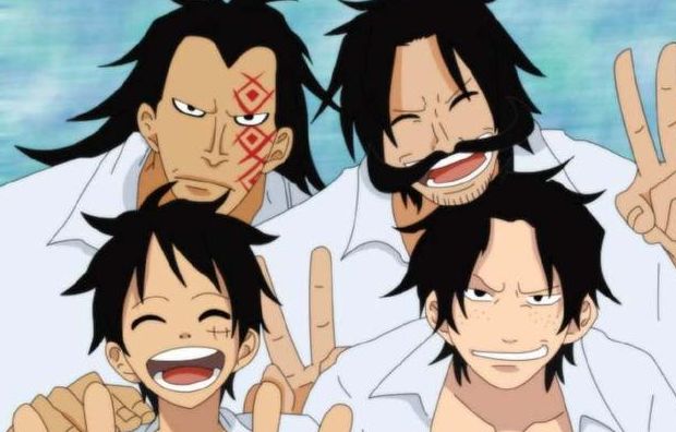 1/ 5目前在和之国随着光月御田事迹的揭晓,罗杰年轻时的相貌也被公开