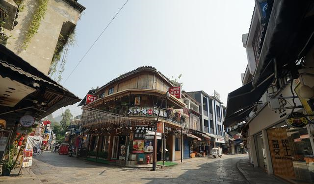 国内被洋化的古街 每年外国游客是常住人口的三倍 而且都会说英语休闲区蓝鸢梦想 - Www.slyday.coM 国内被洋化的古街 每年外国游客是常住人口的三倍 而且都会说英语休闲区蓝鸢梦想 - Www.slyday.coM