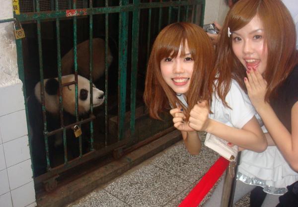 曾经的by2,还是两个青春无敌的美少女