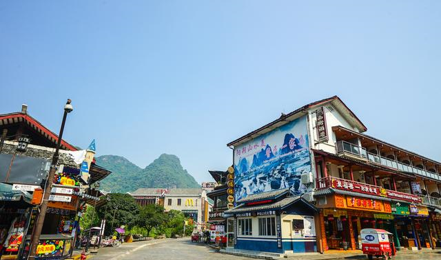 国内被洋化的古街 每年外国游客是常住人口的三倍 而且都会说英语休闲区蓝鸢梦想 - Www.slyday.coM 国内被洋化的古街 每年外国游客是常住人口的三倍 而且都会说英语休闲区蓝鸢梦想 - Www.slyday.coM