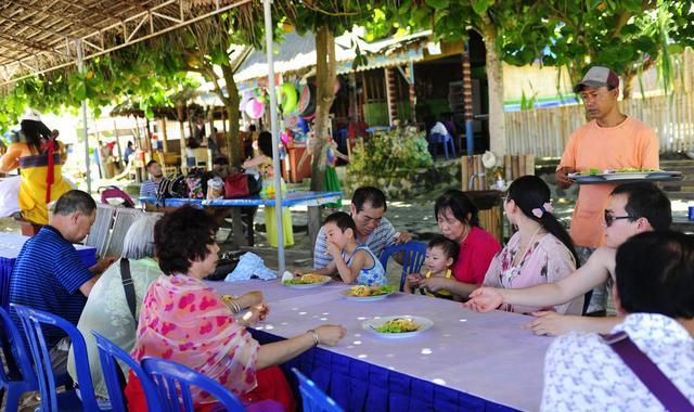 三国海滩大比拼：<a href=