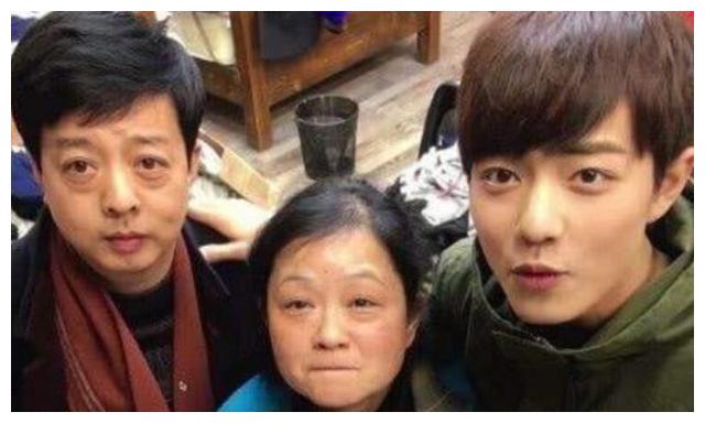 "撞脸"不奇怪,祖孙三代"共用"一张脸令人称奇,网友:基因强
