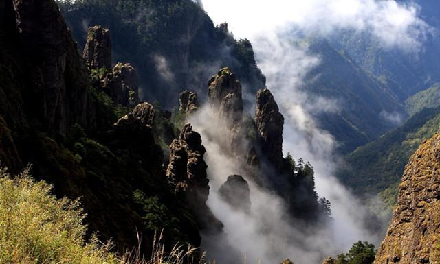 神农架深处,为何会被列为禁区?一神秘现象,至今科学都不能解释休闲区蓝鸢梦想 - Www.slyday.coM 神农架深处,为何会被列为禁区?一神秘现象,至今科学都不能解释休闲区蓝鸢梦想 - Www.slyday.coM
