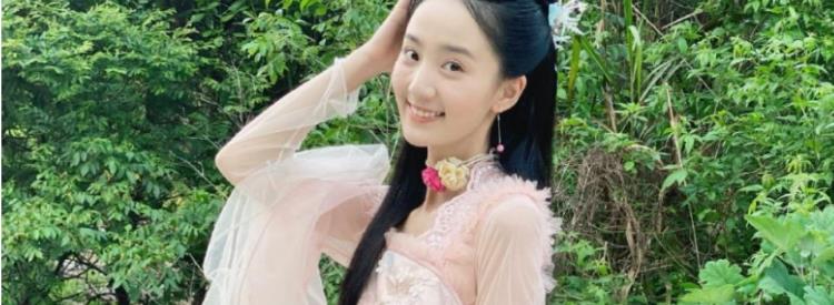 许晓诺为什么叫血莲花