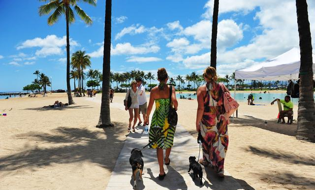 三国海滩大比拼：<a href=