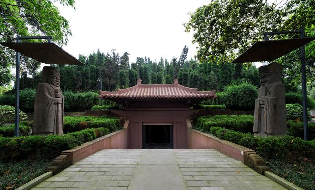 被游客忽视的成都景点:中国唯一建在地上的皇陵,具有盛唐风韵休闲区蓝鸢梦想 - Www.slyday.coM 被游客忽视的成都景点:中国唯一建在地上的皇陵,具有盛唐风韵休闲区蓝鸢梦想 - Www.slyday.coM