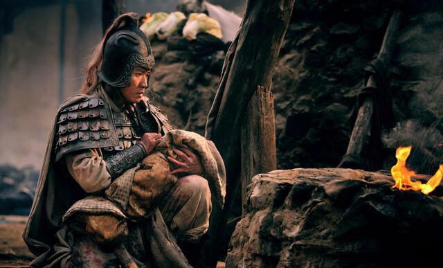 曹操在长坂坡下令活捉赵云,为何许诸没有办到?这2个原因告诉你