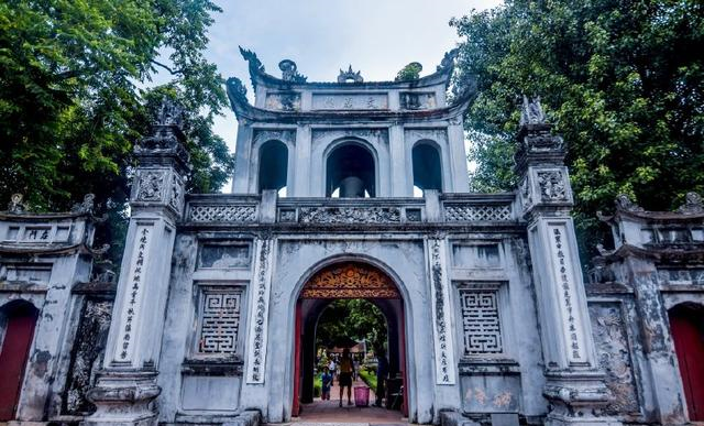 越南此处景点，千年前学中国建造，如今比我国原版还要出名