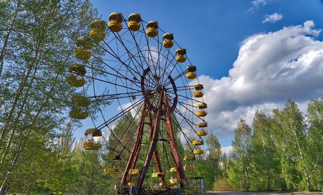 探访乌克兰鬼城，曾在俄罗斯帮助下建市，核泄漏后人去楼空休闲区蓝鸢梦想 - Www.slyday.coM