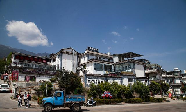 我喜欢秋天的大理,短暂却一直美好,微风不燥,秋阳温暖宜人休闲区蓝鸢梦想 - Www.slyday.coM 我喜欢秋天的大理,短暂却一直美好,微风不燥,秋阳温暖宜人休闲区蓝鸢梦想 - Www.slyday.coM