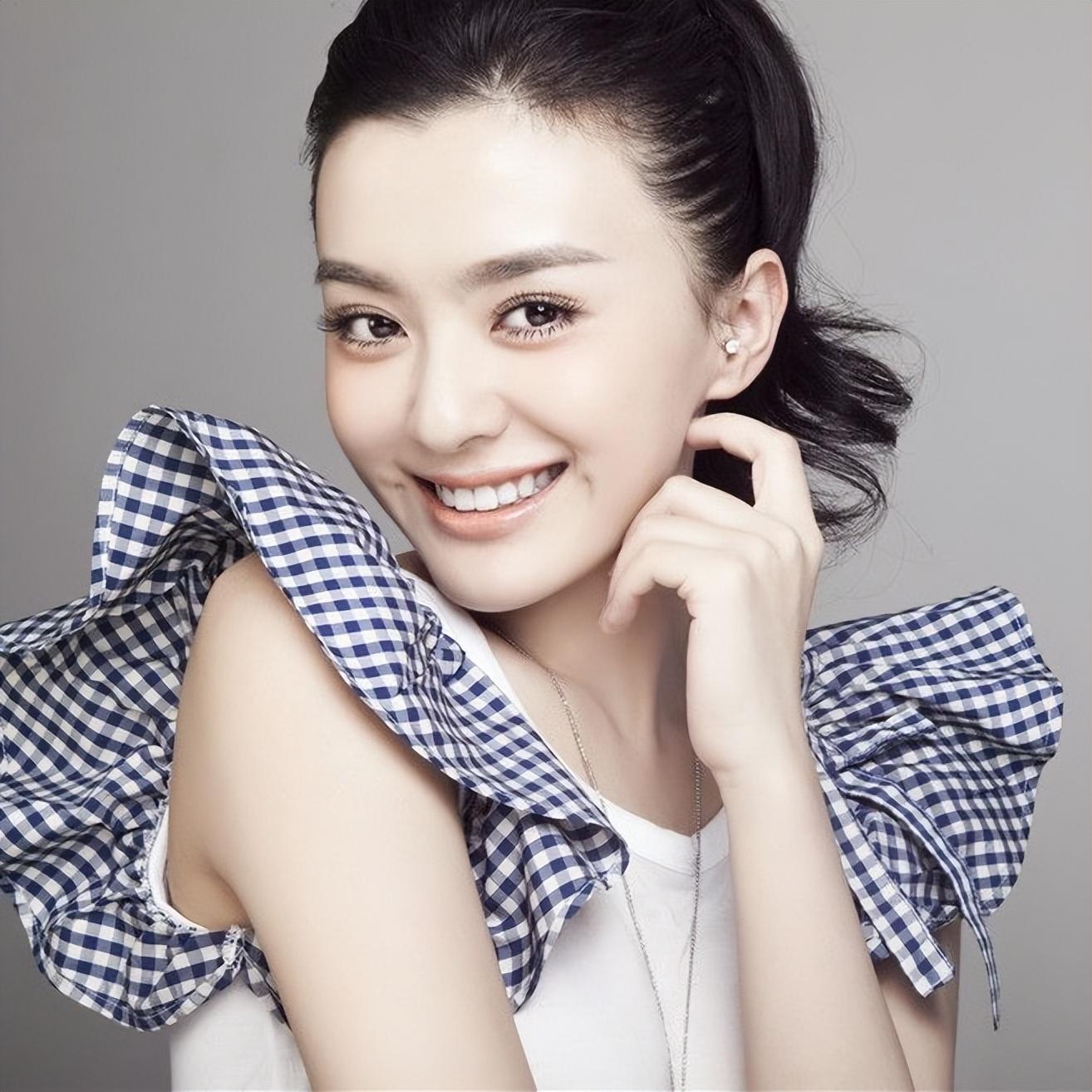 女演员范琳琳:清新自然,楚楚动人!__财经头条