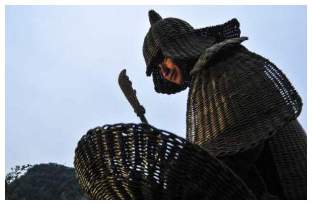 诸葛亮火烧藤甲兵?别被景区的样子货骗了,真正的藤甲根本不怕火