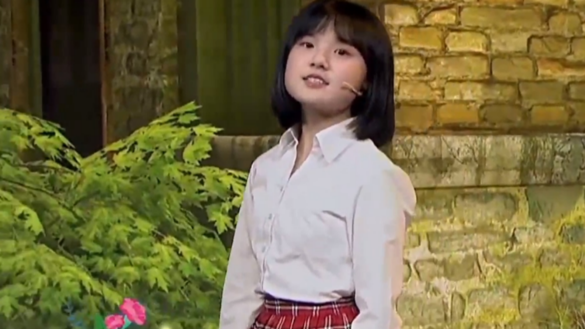 还记得脸红扑扑的韩甜甜吗没想到长大后变化这么大太惊艳了