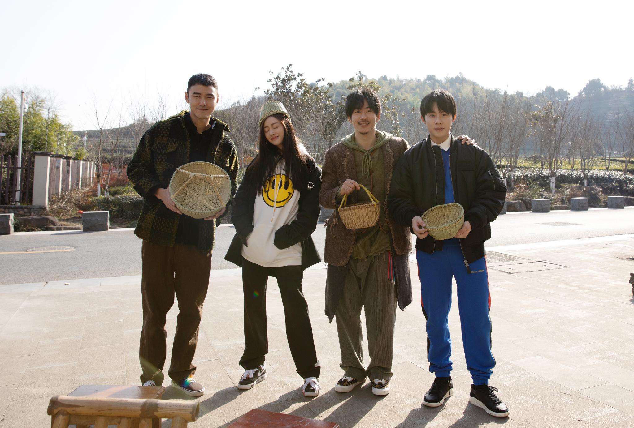 张天爱《念念桃花源》正在热播 为村民拍摄宣传片惊喜连连