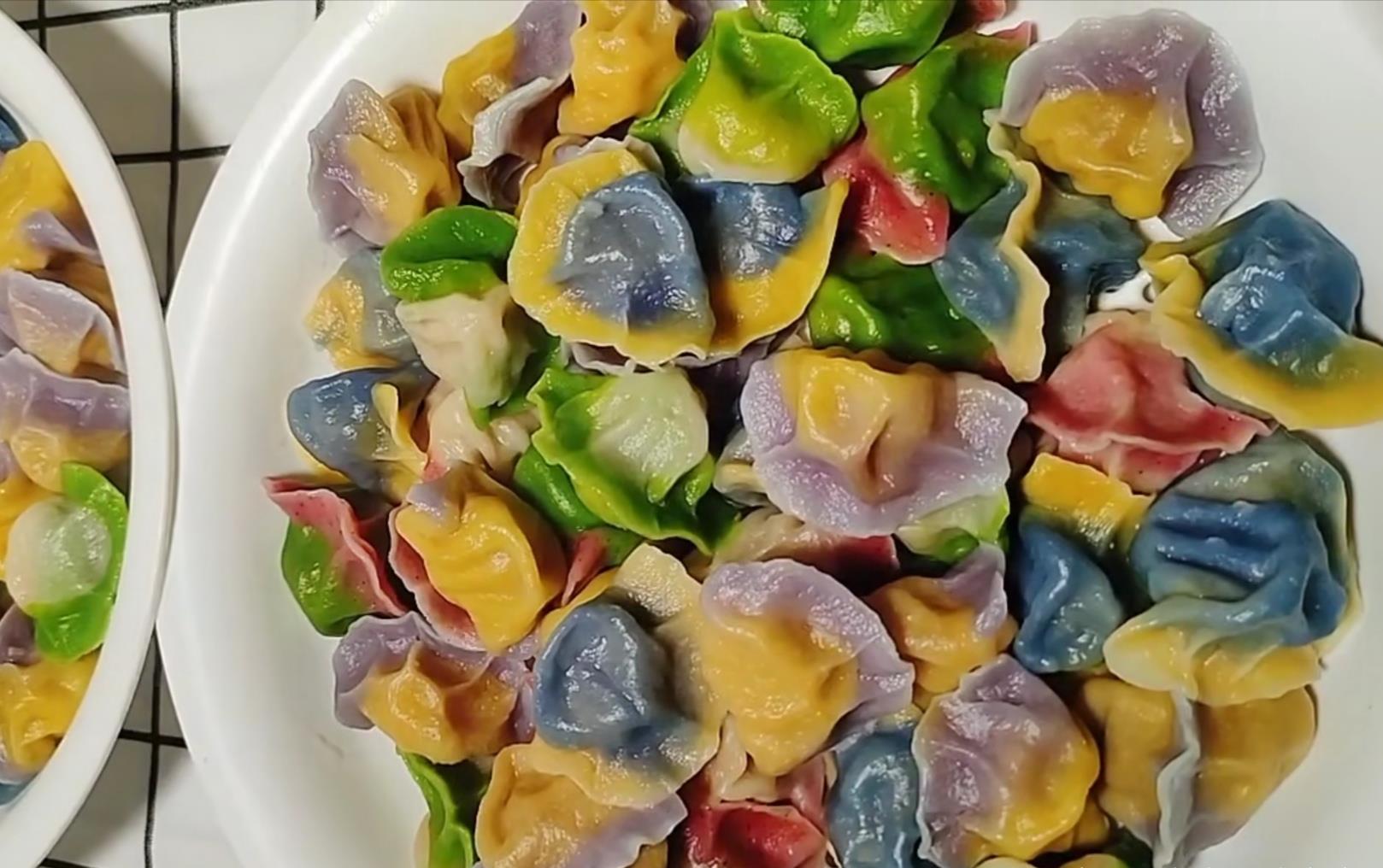 七彩水饺原来是这样做的,今天终于知道啦|水饺|七彩|饺子_新浪新闻