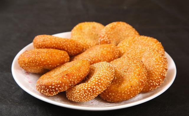 教你用空气炸锅做南瓜饼金黄软糯香甜可口一吃就上瘾