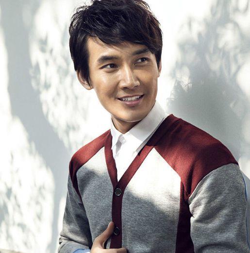 说到陈松伶可能很多人都忘记了她是一位影视歌三栖女艺人