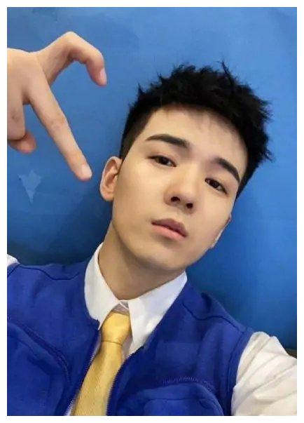 这么高调仝卓直接发文8个字告别湖南卫视湖南卫视求放过