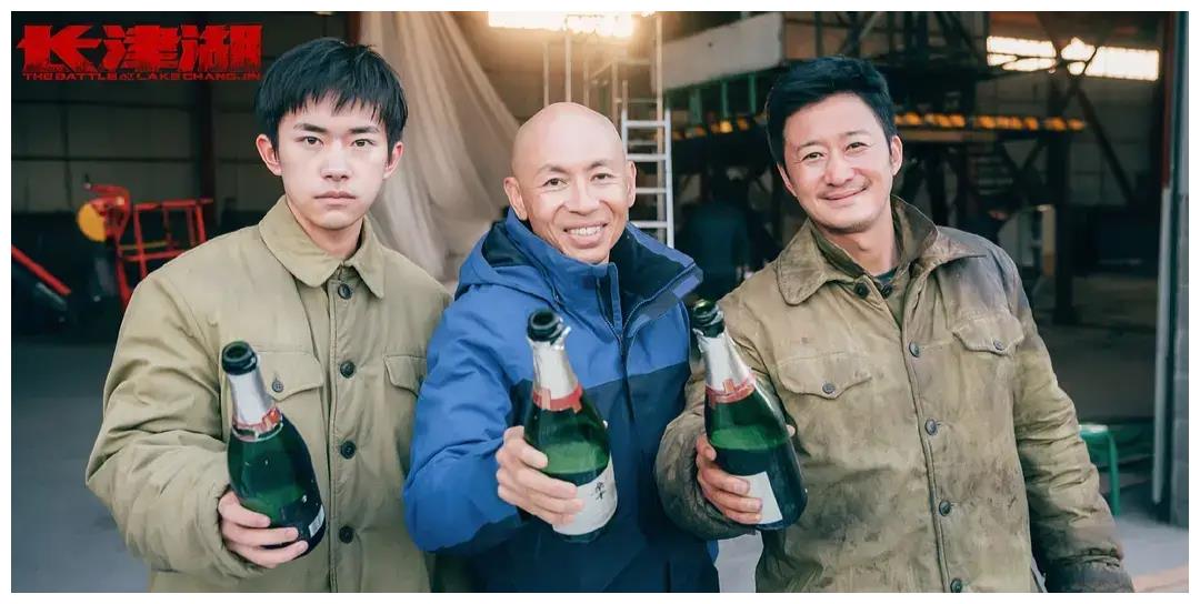 电影《长津湖》国庆档热映，网友评价：大制作，震撼人心！休闲区蓝鸢梦想 - Www.slyday.coM