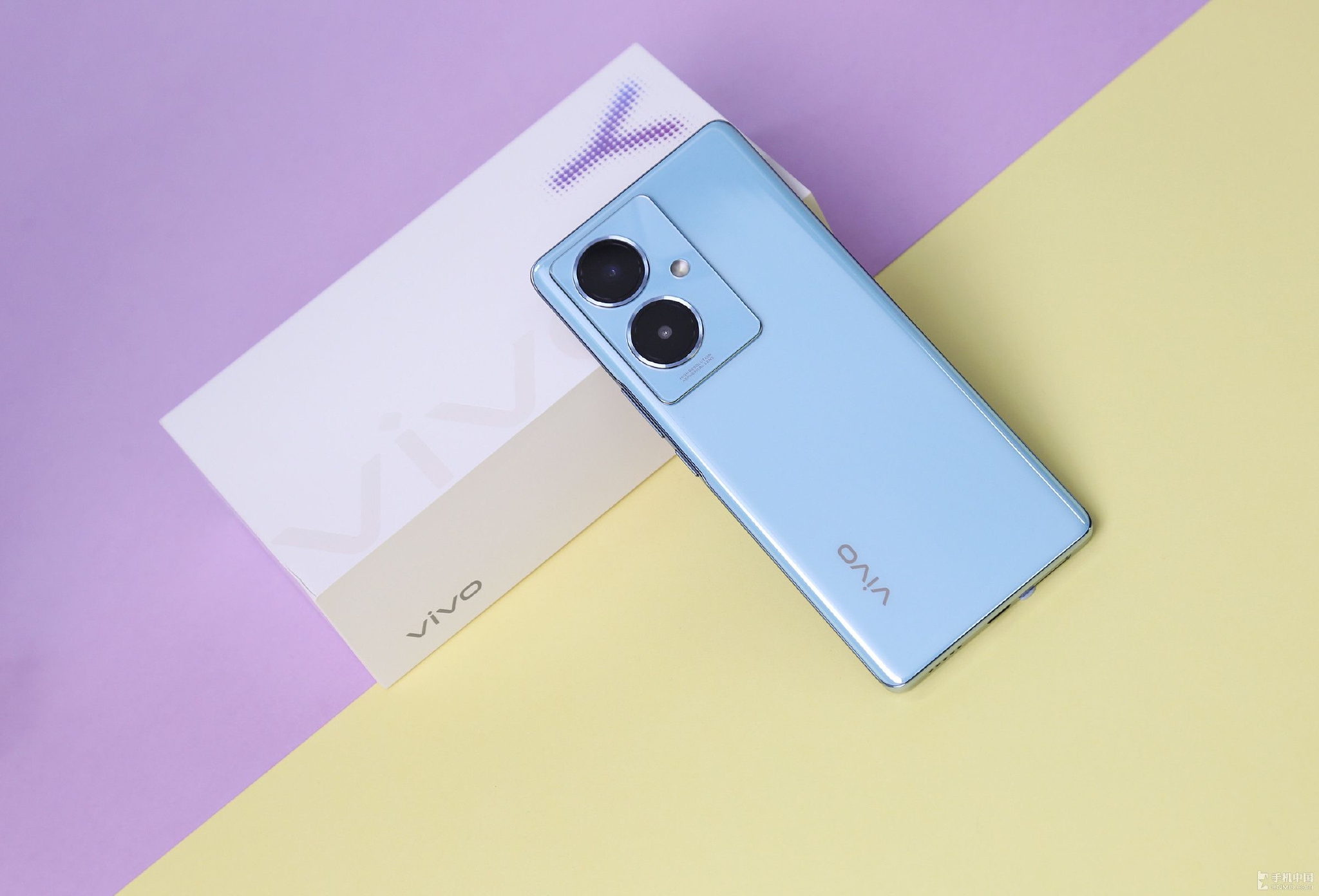 vivo y78 图赏:汲取宋瓷灵感,描绘出汝窑天青色