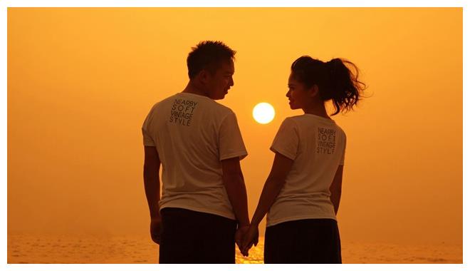 生来就很好命的四生肖女,婚后很受老公宠爱,不缺钱也不缺爱