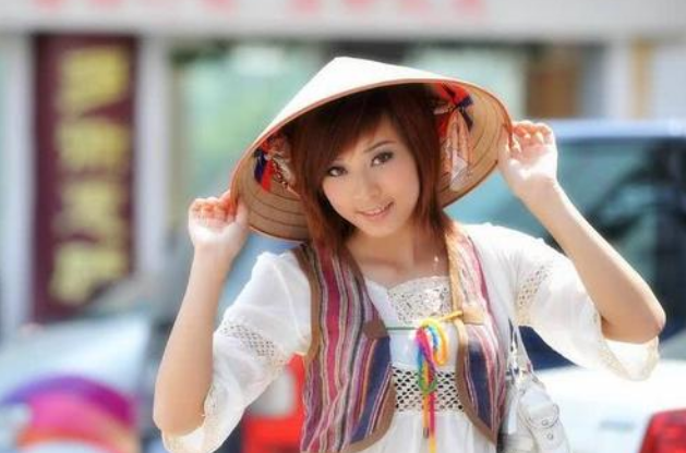 在越南住酒店时,遇到当地美女敲门,不要随意开门,看完你就懂了休闲区蓝鸢梦想 - Www.slyday.coM 在越南住酒店时,遇到当地美女敲门,不要随意开门,看完你就懂了休闲区蓝鸢梦想 - Www.slyday.coM