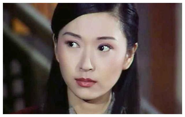 的张玉嬿已经50岁了,但是她的外表看起来却仍然像年轻时一样美丽,而且