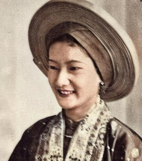 父亲是华人，女儿做了外国皇后，不愿向<a href=