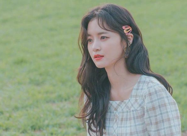 高甫洁676767完全长在我审美上的人