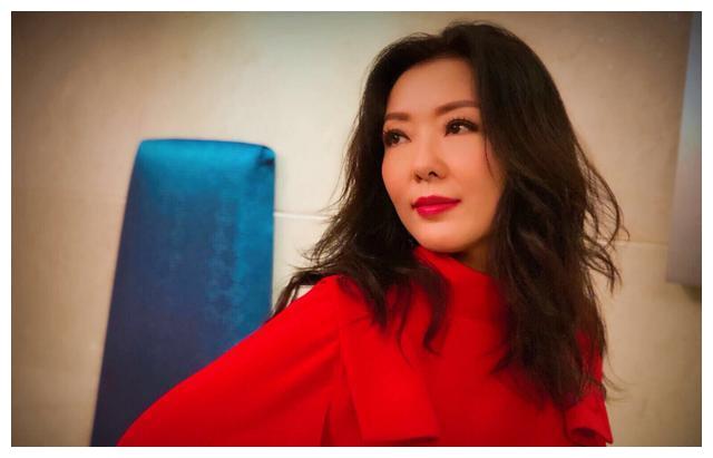 tvb的"御用恶姐",后悔交往已婚男,48岁仍单身渴望爱情