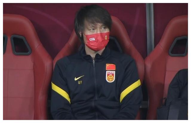 全场0射正！国足输得没脾气，差距确实肉眼可见，600万赢球奖飞了休闲区蓝鸢梦想 - Www.slyday.coM