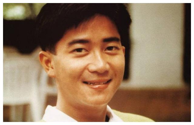 停留在1993年的陈百强:眼含泪水参加何超琼婚礼,二人终究是遗憾