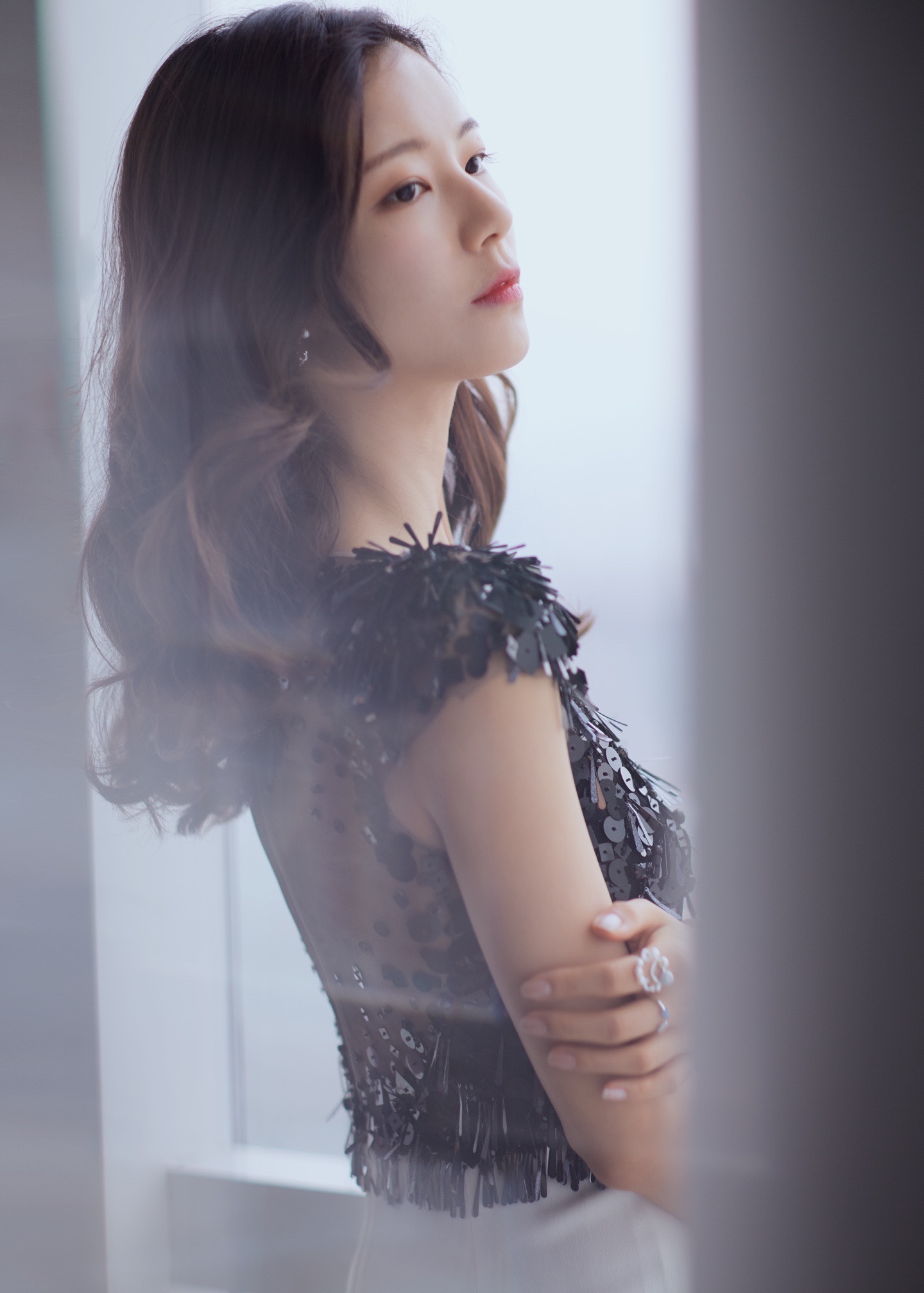 辛瑞琪新戏杀青 自我突破演绎时尚都市女强人