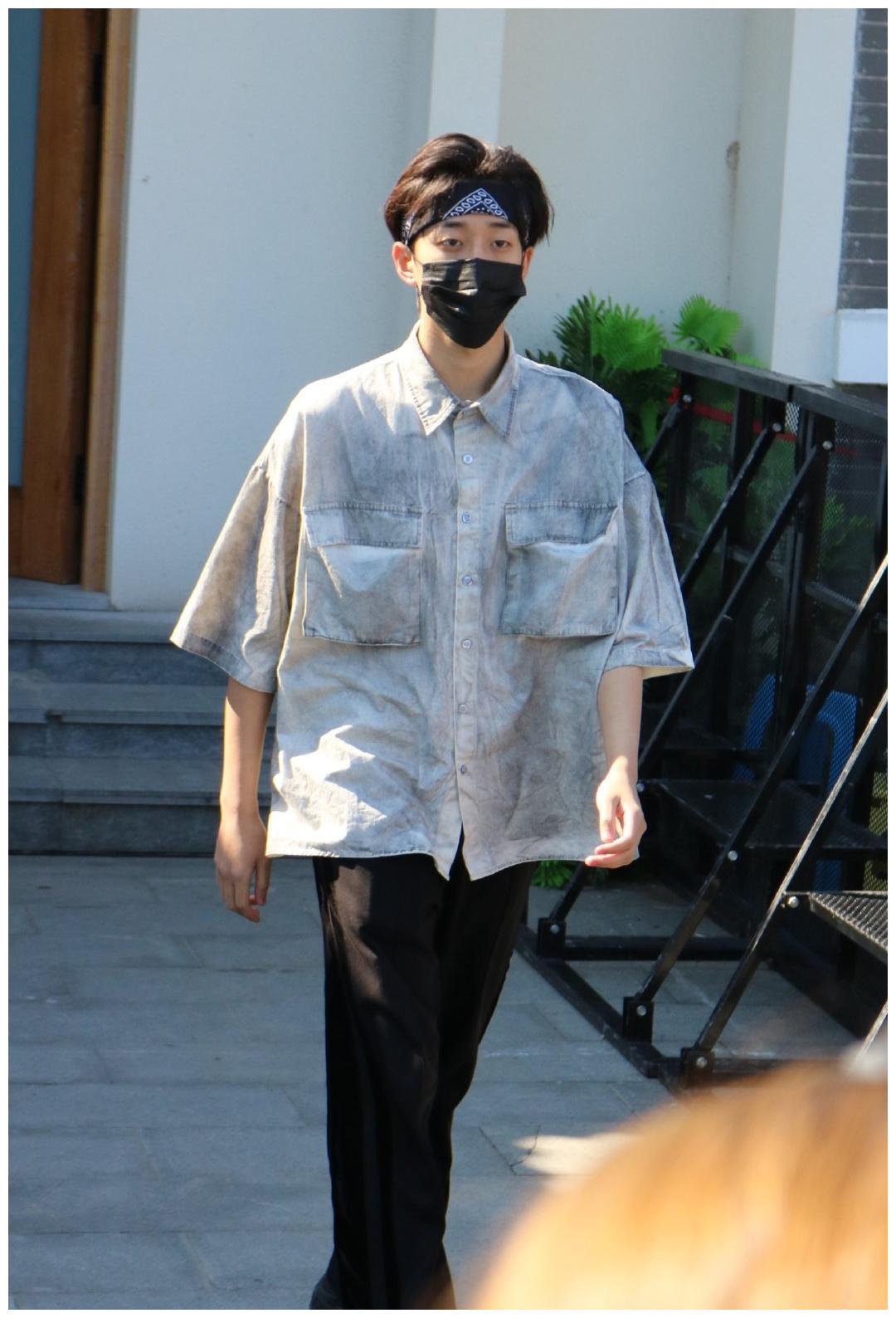 明日4主唱孔翔宇一位淘汰后才被大家发现闪光点的宝藏男孩