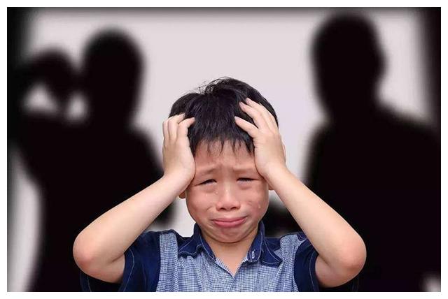 孩子不需要自尊心?宝妈当众训娃,孩子“崩溃”大哭休闲区蓝鸢梦想 - Www.slyday.coM 孩子不需要自尊心?宝妈当众训娃,孩子“崩溃”大哭休闲区蓝鸢梦想 - Www.slyday.coM