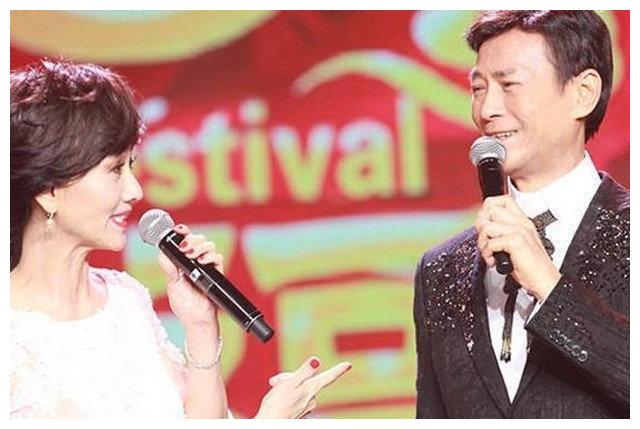 赵雅芝曾怀郑少秋孩子,被沈殿霞甩巴掌?女方火速辟谣:放过逝者