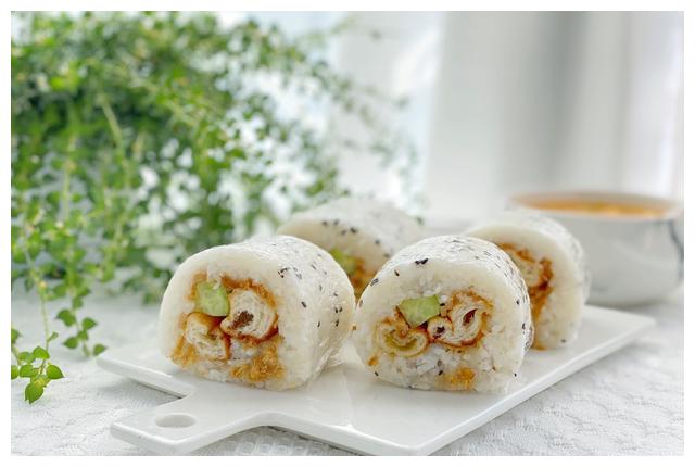 早餐不知道吃什么试试这个好吃简单的粢饭团每一口都好满足