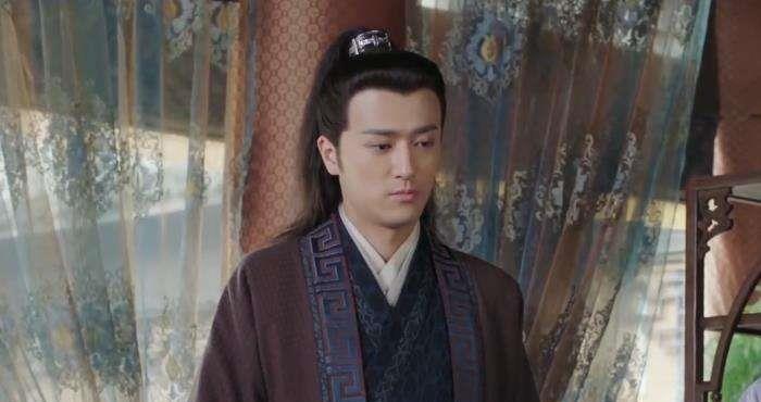 锦衣之下中谢圆圆的扮演者是谁呢