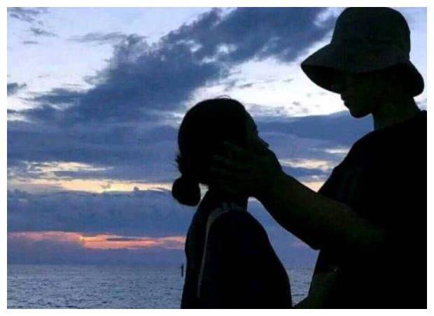 女生婚前必须了解男人,才能选择步入婚姻,千万别再说是嫁给爱情休闲区蓝鸢梦想 - Www.slyday.coM 女生婚前必须了解男人,才能选择步入婚姻,千万别再说是嫁给爱情休闲区蓝鸢梦想 - Www.slyday.coM