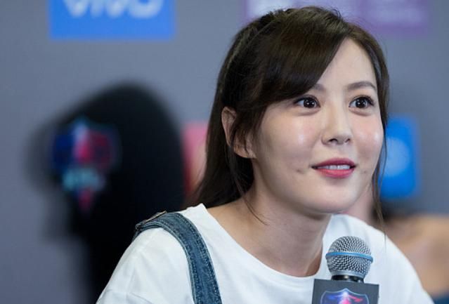 《爱情公寓》成大型脸崩现场,秦羽墨发福老十岁