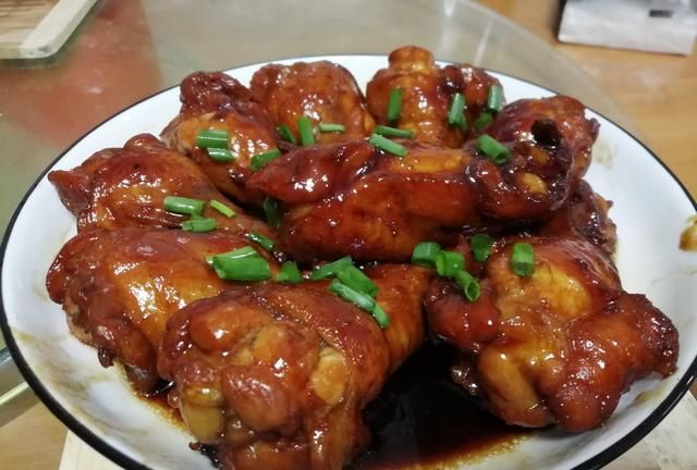 简单又美味的可乐鸡小腿做法|小腿|鸡腿|老抽_新浪新闻