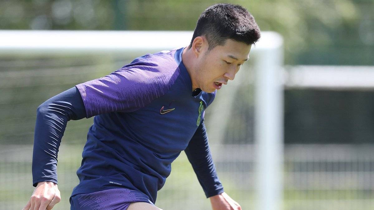 托特纳姆热刺俱乐部球员孙兴慜目前正在跟随热刺队积极的进行训练