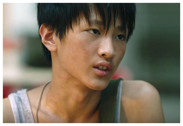 二刷《隐秘的角落》,严良成最惨之人?哪里需要哪里搬