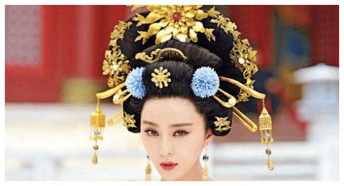 历史第一位女皇帝，为何退位一年就死了？__财经头条