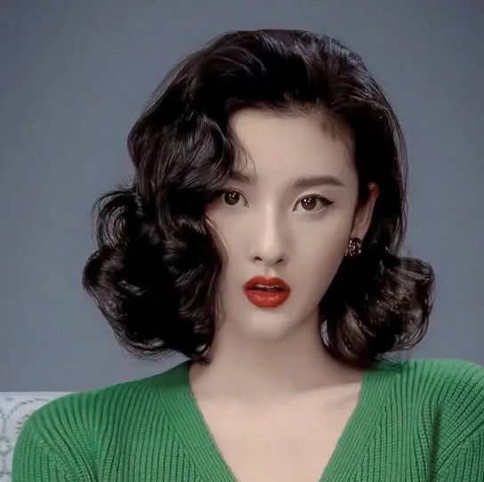 复古港式妆容速速get起来